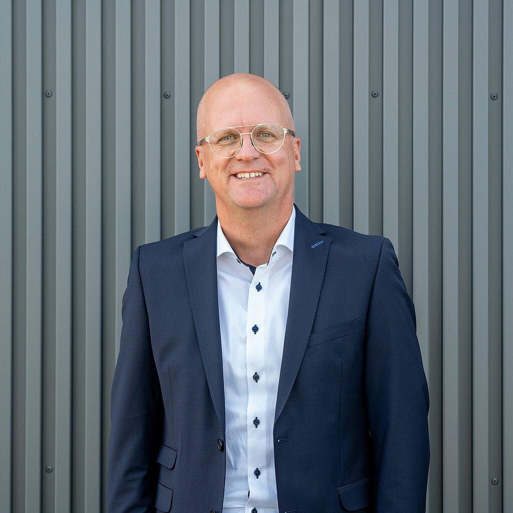HirschmannAutomotive_Contact_Herler_Sebastian.jpg HirschmannAutomotive_Contact_Herler_Sebastian.jpg