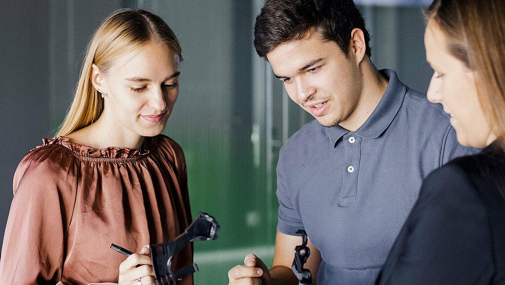 HirschmannAutomotive_Career_8.jpg HirschmannAutomotive_Career_8.jpg